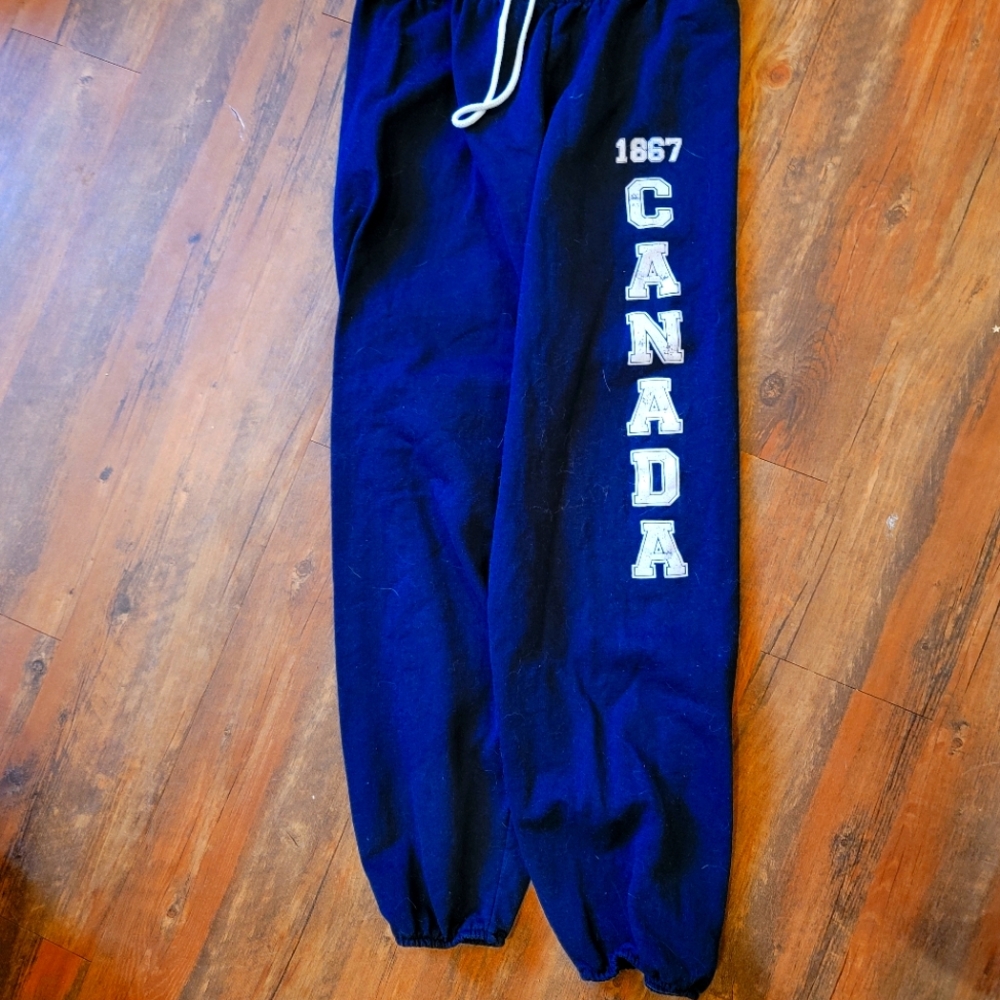 Canada joggers